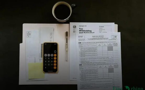 The Risks of Short-Term Rentals: Airbnb Investing Insights